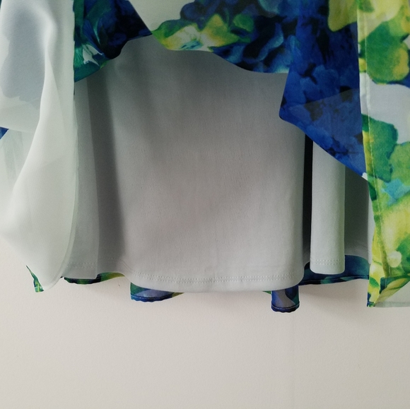 Floral Pleated Dress - Picture 8 of 8